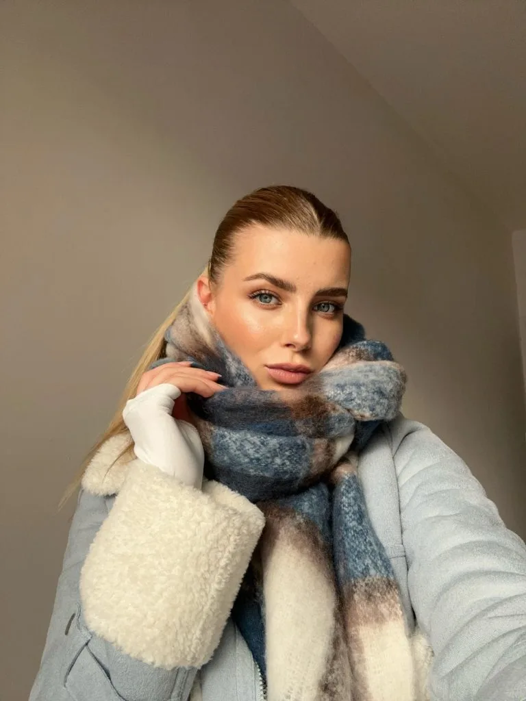 UGC INFLUENCER