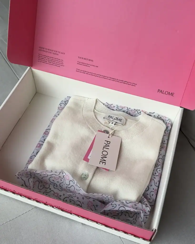 Unboxing UGC videos by Velena Lifestyle